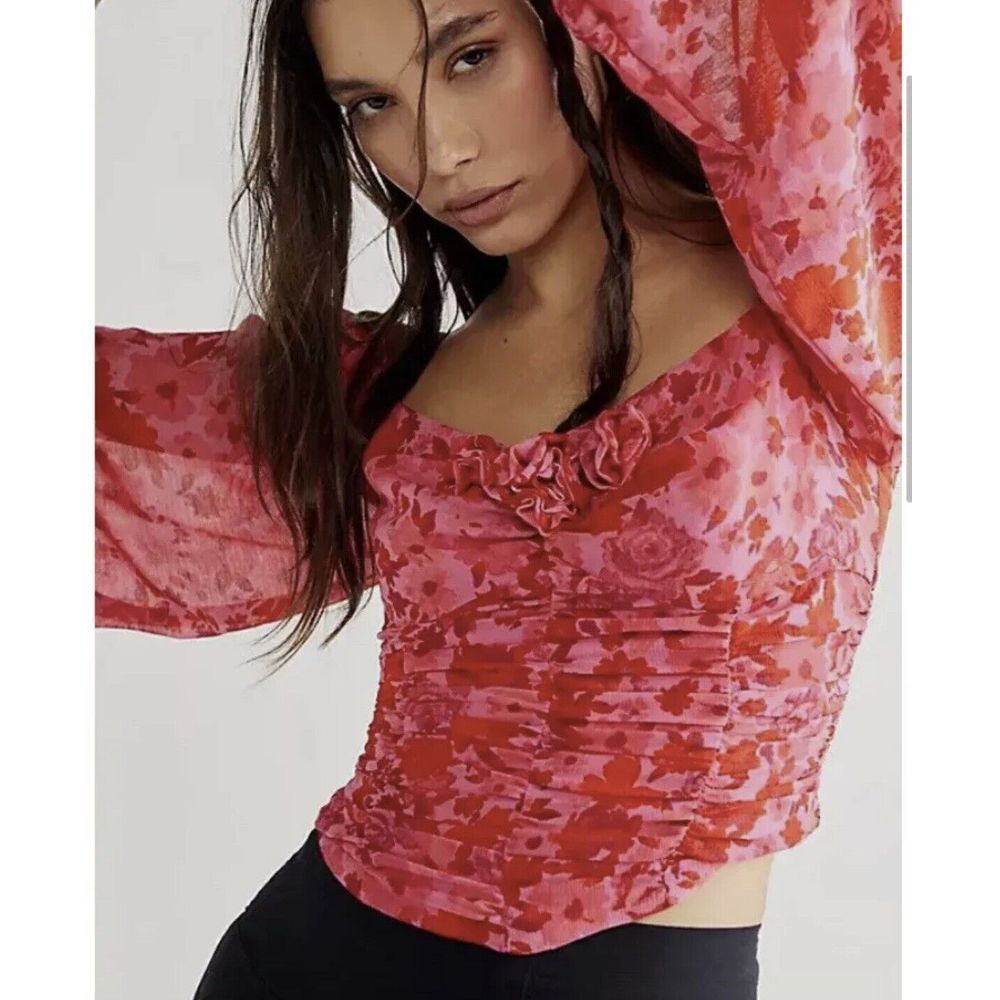 Free People Oh Lala Top Size XS Pink & Red Rose Ruched Shirred NWOT $108 - Picture 2 of 10